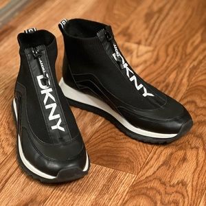 DKNY Vika Sneakers - New! Never worn.